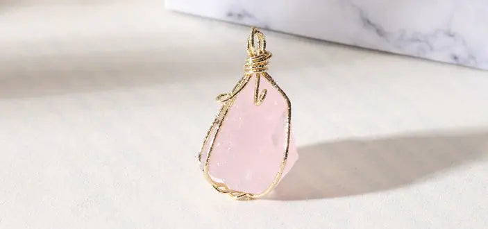 Irregular Necklace with White Crystal Pendant